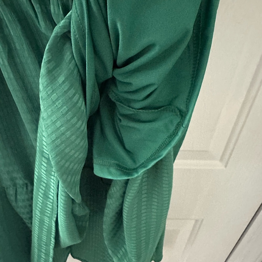 Entro Green Tiered Midi Dress Size Small - Picture 8 of 10
